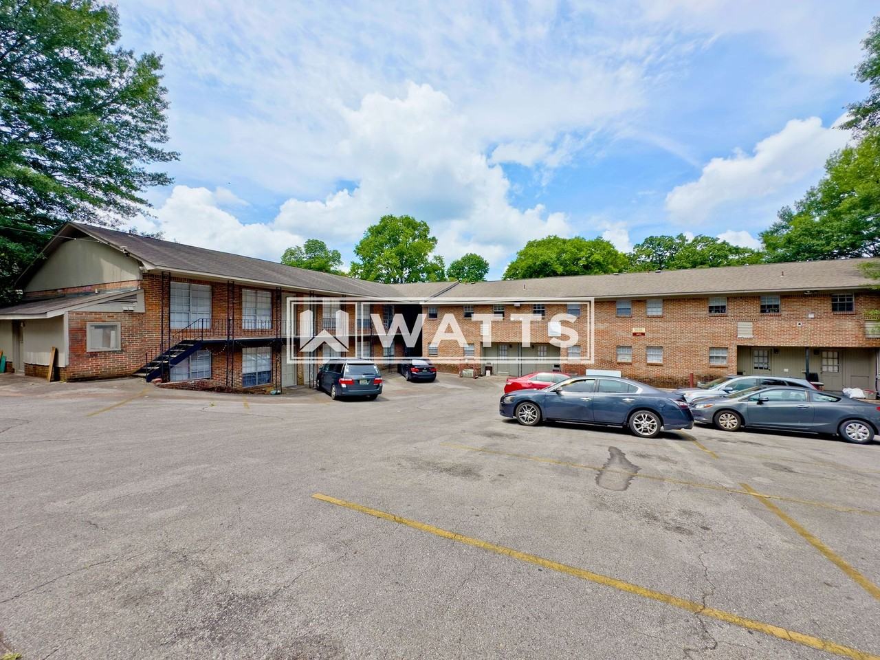 Savannah Square Apartments - Photo 2 of 2