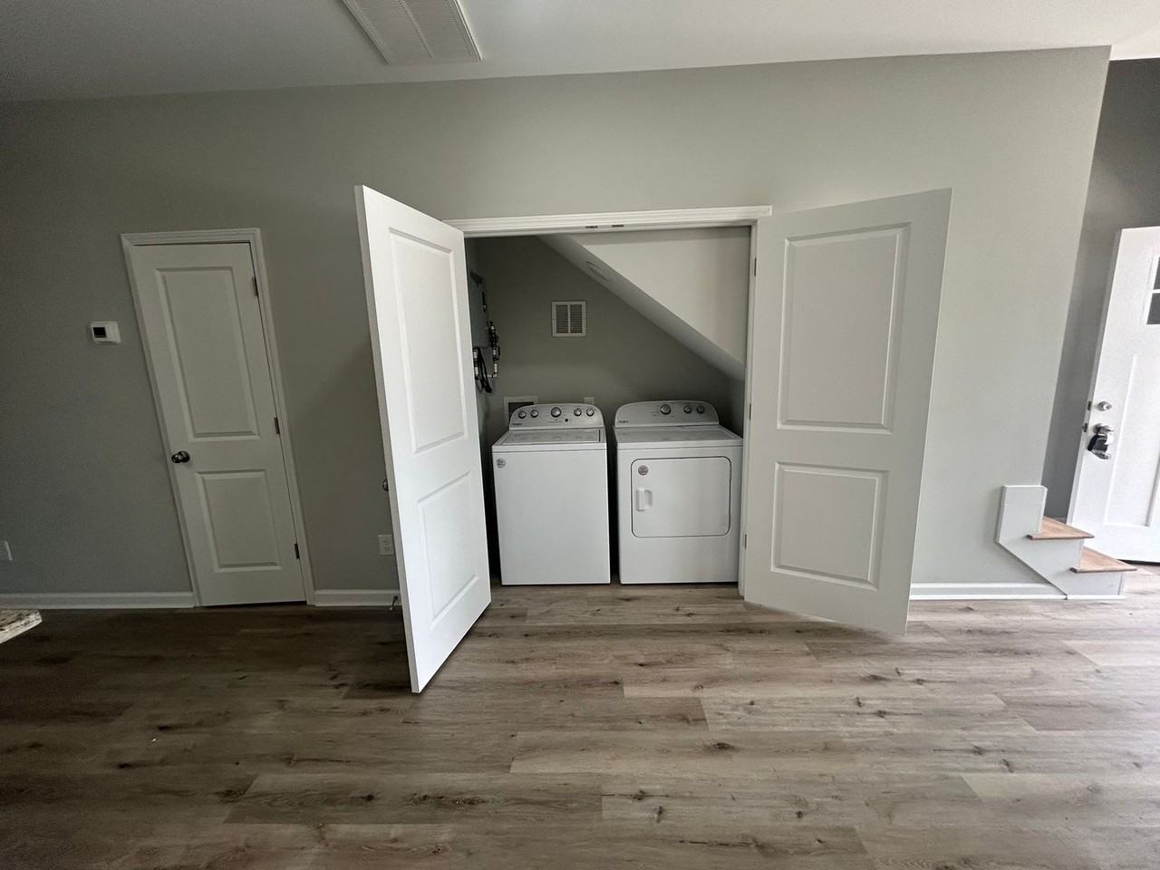 2519 Washington St - Photo 5 of 21