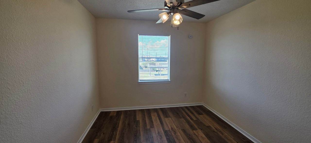 16506 Blackbeard Rd. - Photo 6 of 27