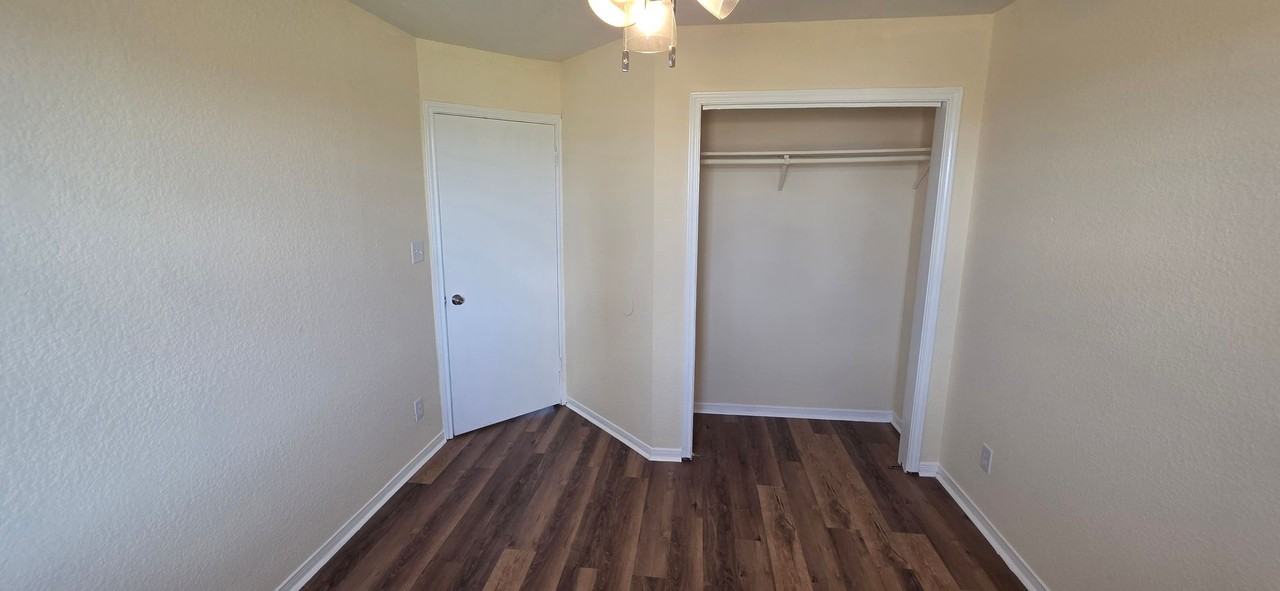 16506 Blackbeard Rd. - Photo 7 of 27