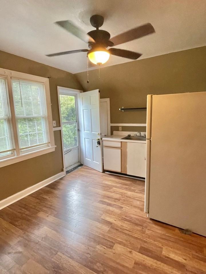 1840 1840 Skidaway Top Fl - Photo 6 of 11