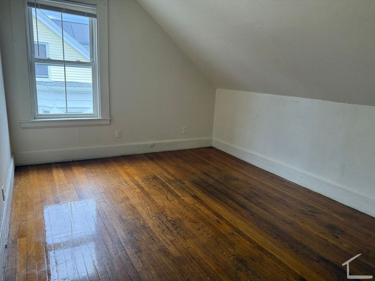 3 Robbins St - Photo 4 of 7