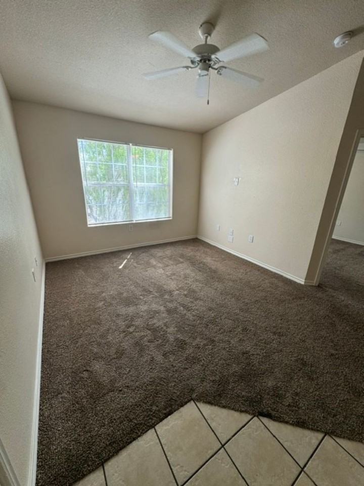 3901 Sonoma Springs Ave #1012 - Photo 3 of 9
