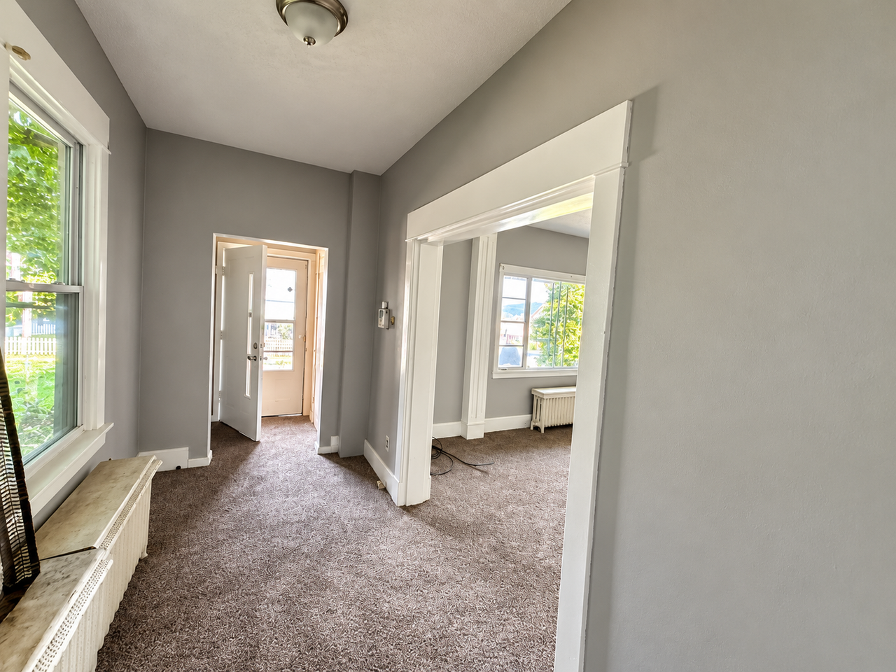 426 Mitchell Ave - Photo 2 of 11