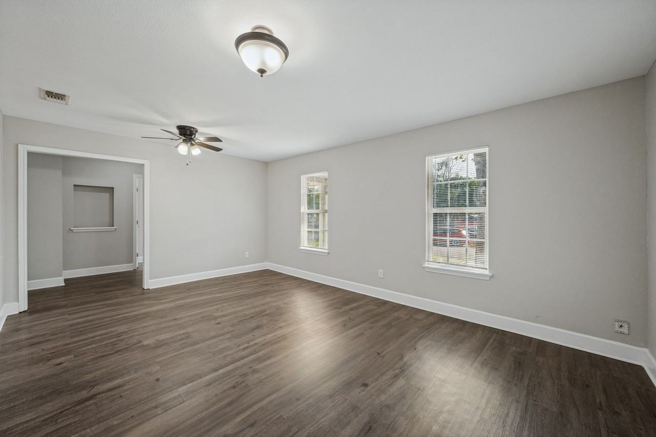 424 Ellis St - Photo 4 of 25