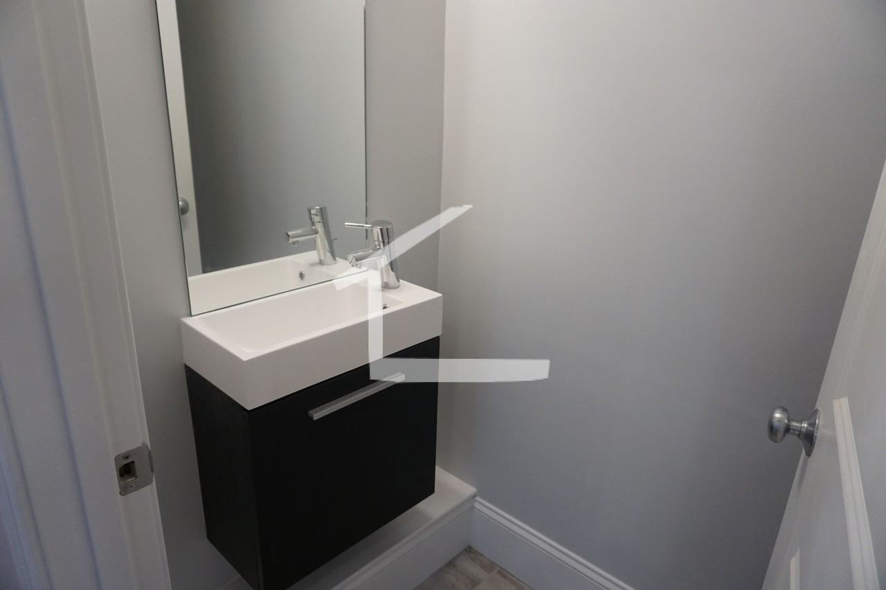18 Murdock St - Photo 7 of 8