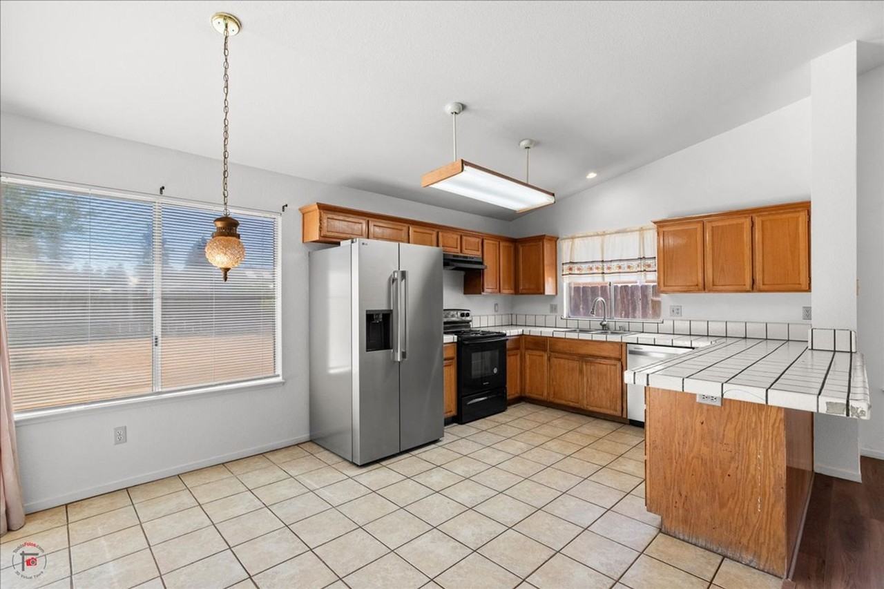 12090 Washington Rd - Photo 2 of 10