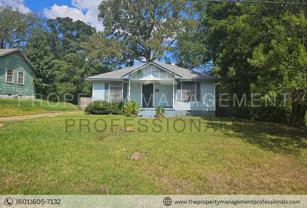4200 Larchmont St - Photo 1 of 1