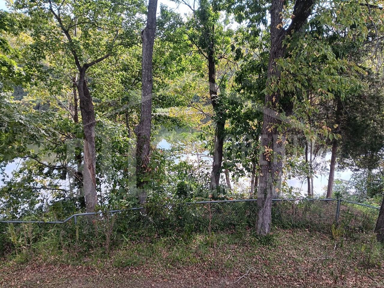 440 Fall Creek Dr - Photo 4 of 21