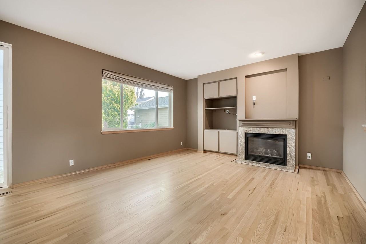 7310 Douglas Ave Se - Photo 6 of 14
