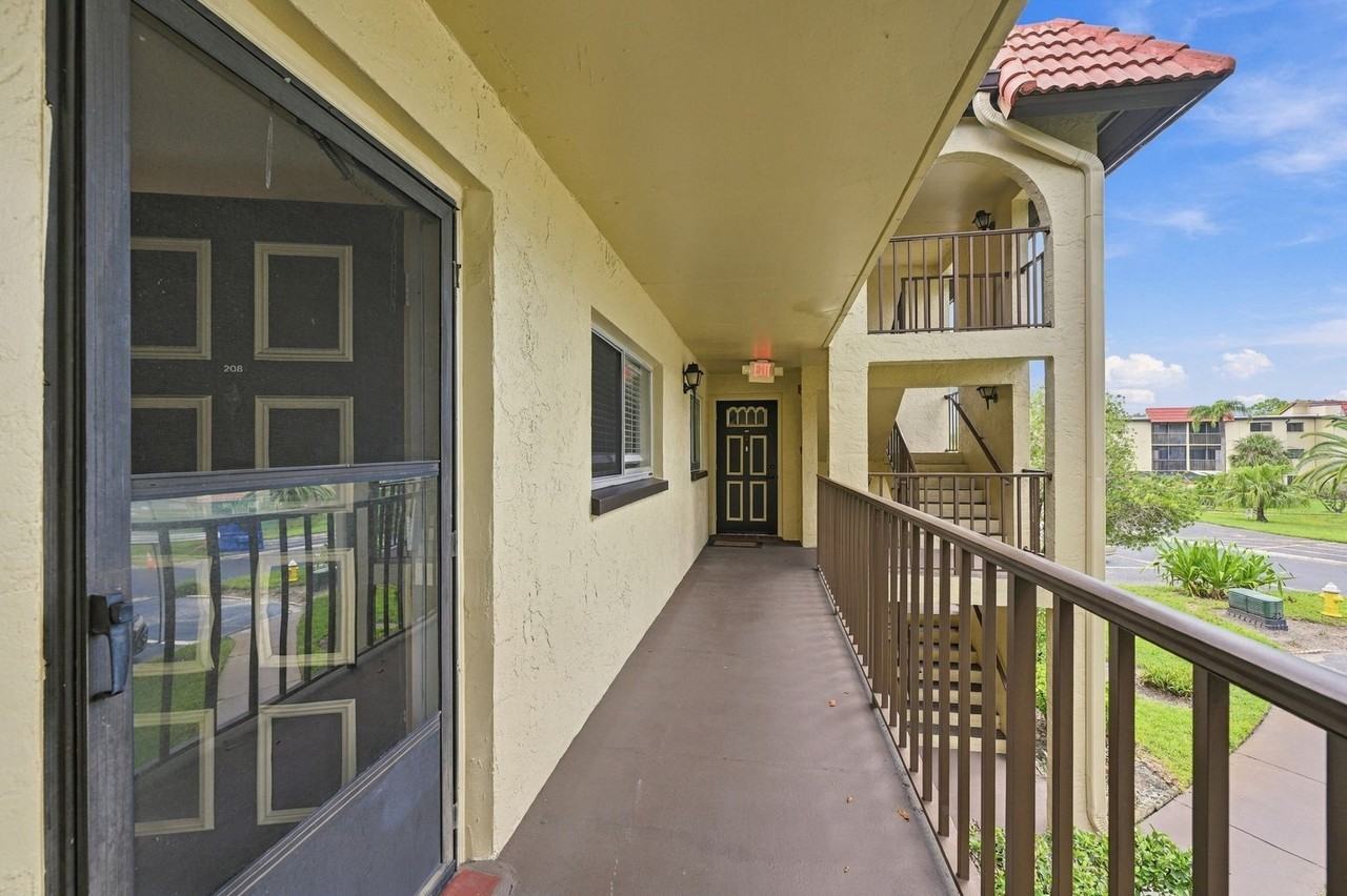3077 Casa Del Sol Cir #208 - Photo 4 of 34