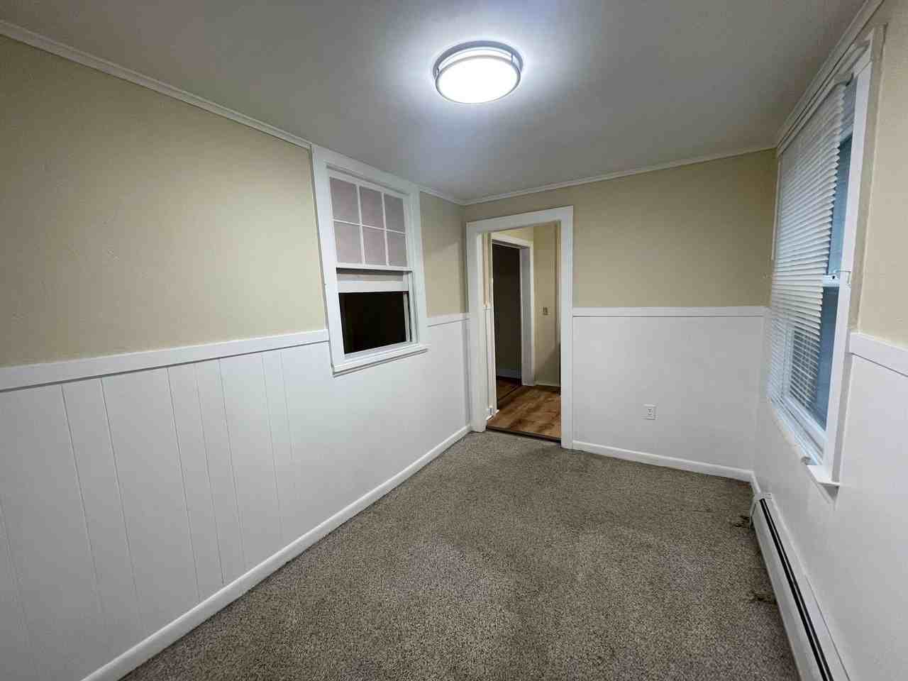 680 Main St - Photo 5 of 15