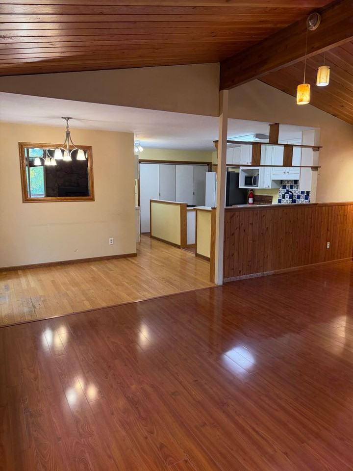 11341 Lipscomb St - Photo 3 of 20