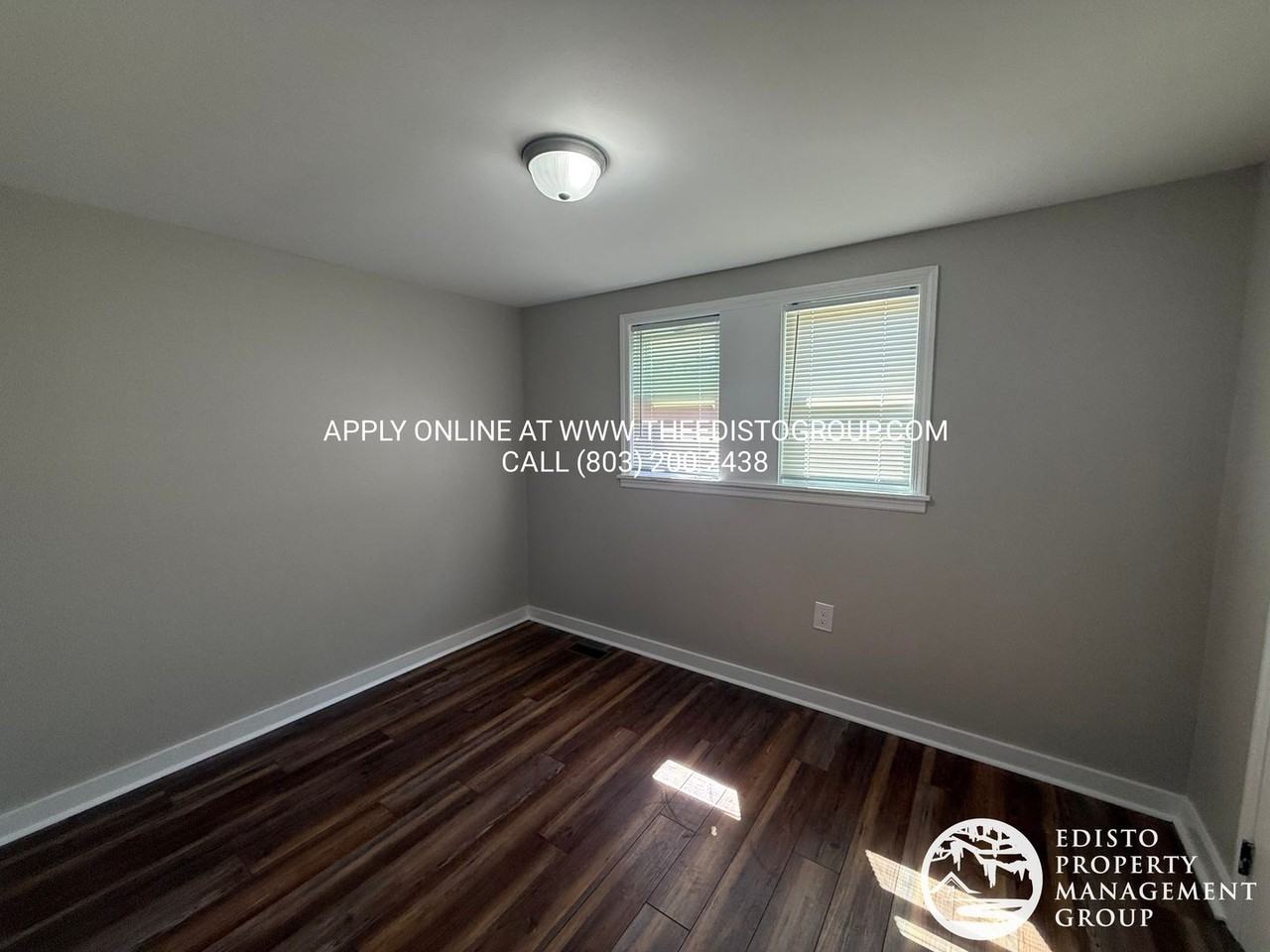 208 Kennerly Rd - Photo 4 of 10