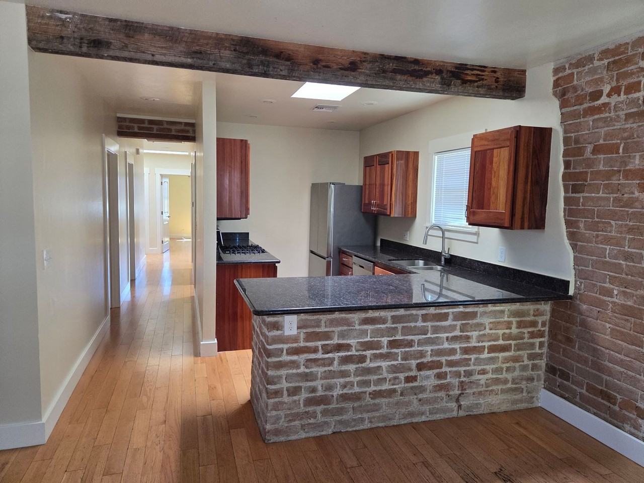 1348 E 7th St - Photo 2 of 13