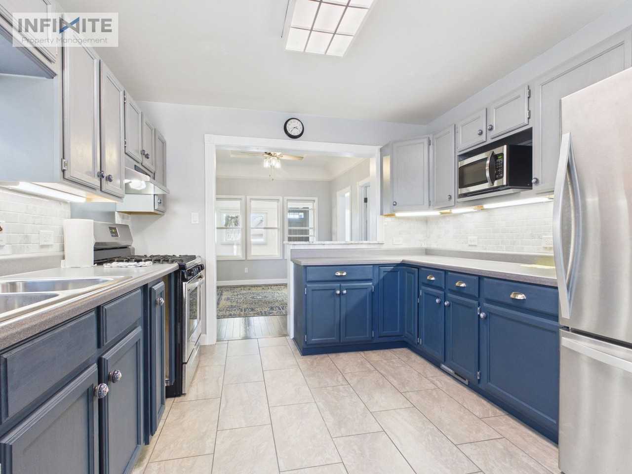 614 Cedar St - Photo 5 of 27