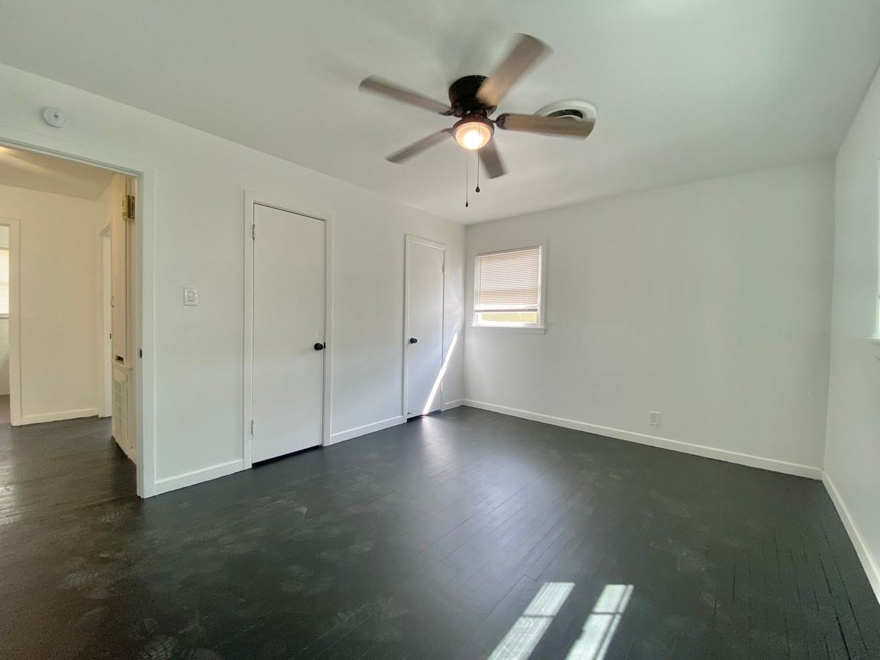 1609 39th St - Photo 7 of 14