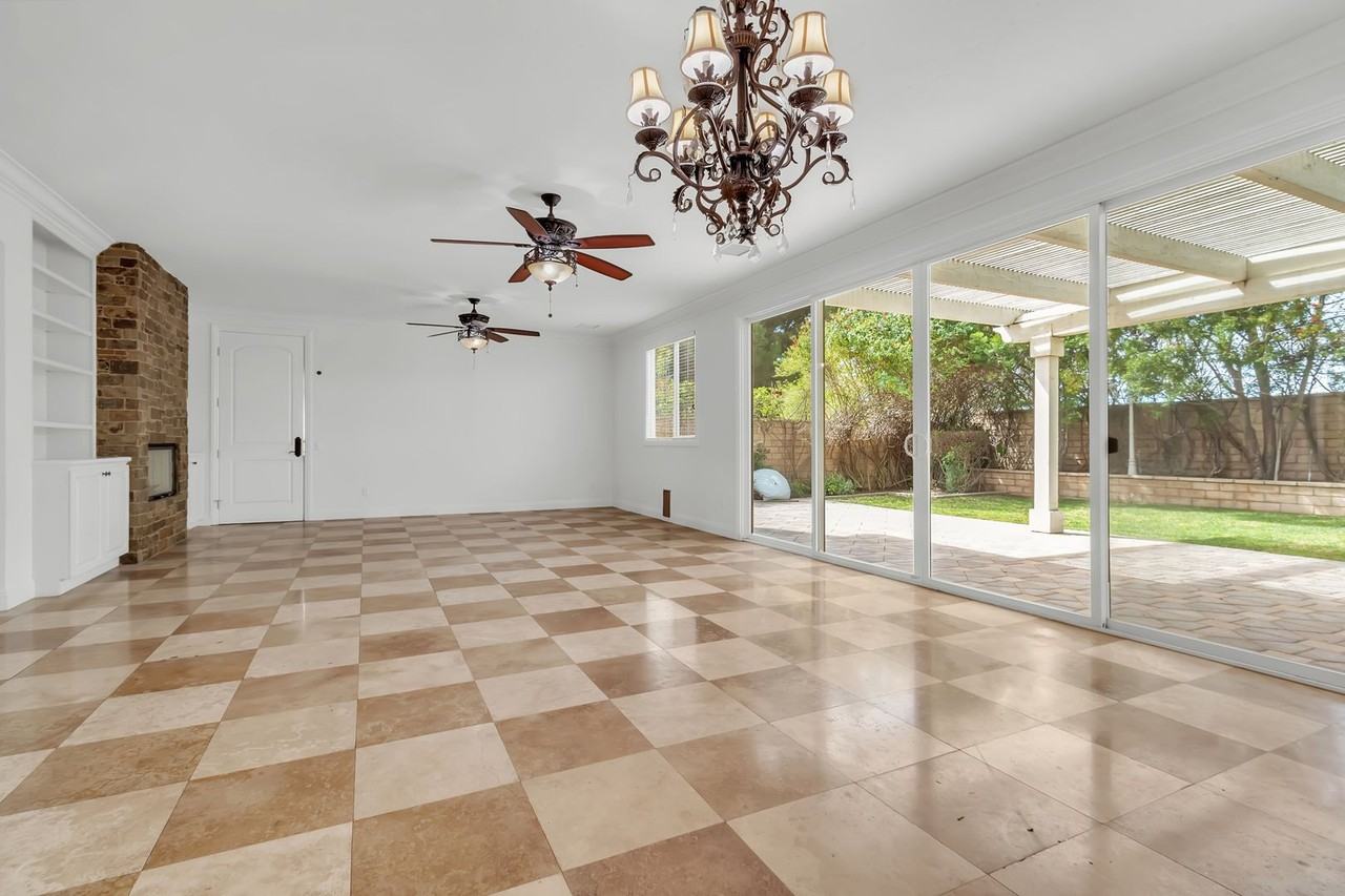 19441 Sierra Chula Rd - Photo 3 of 50