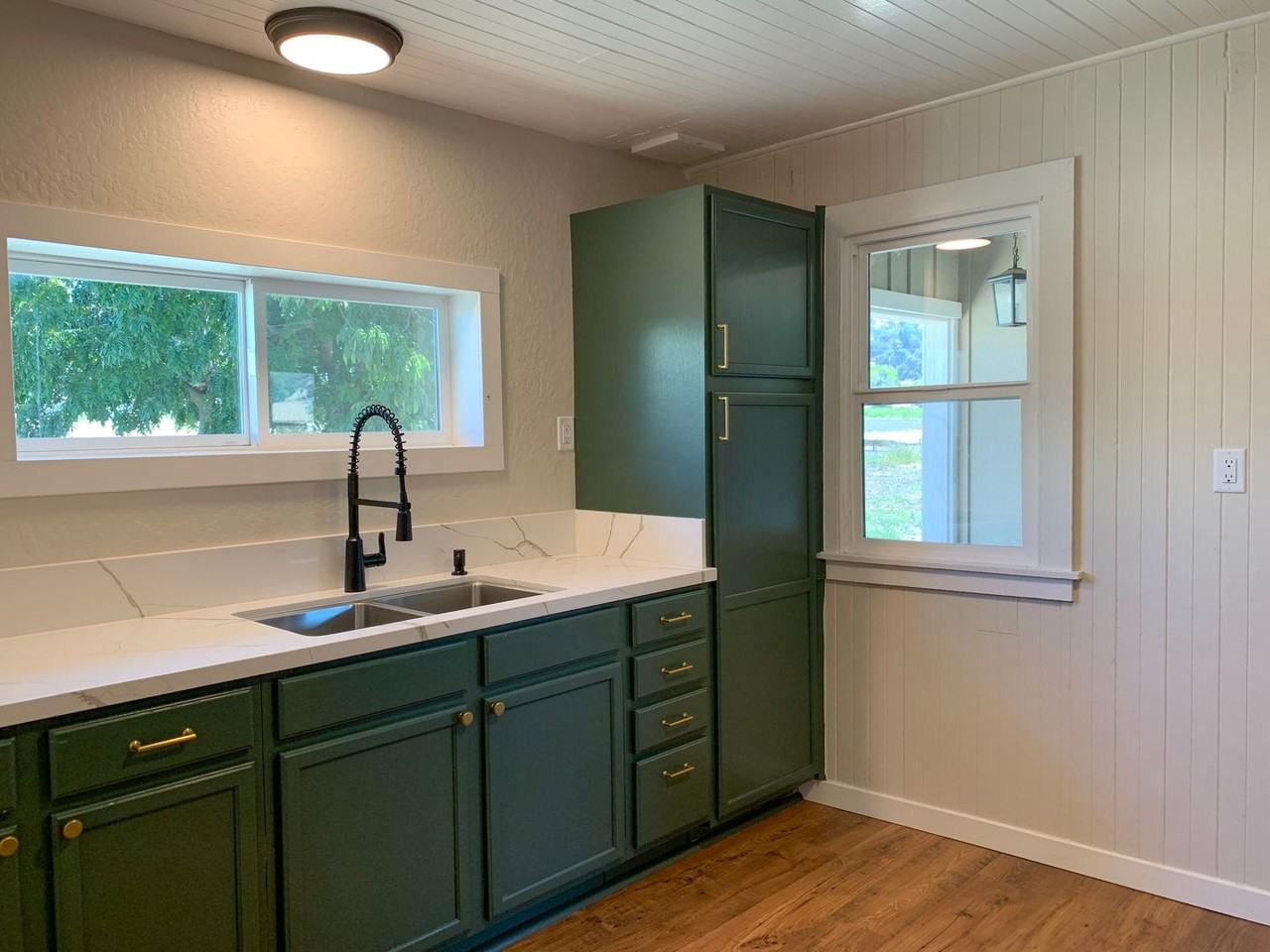 8100 Southside Rd - Photo 4 of 15