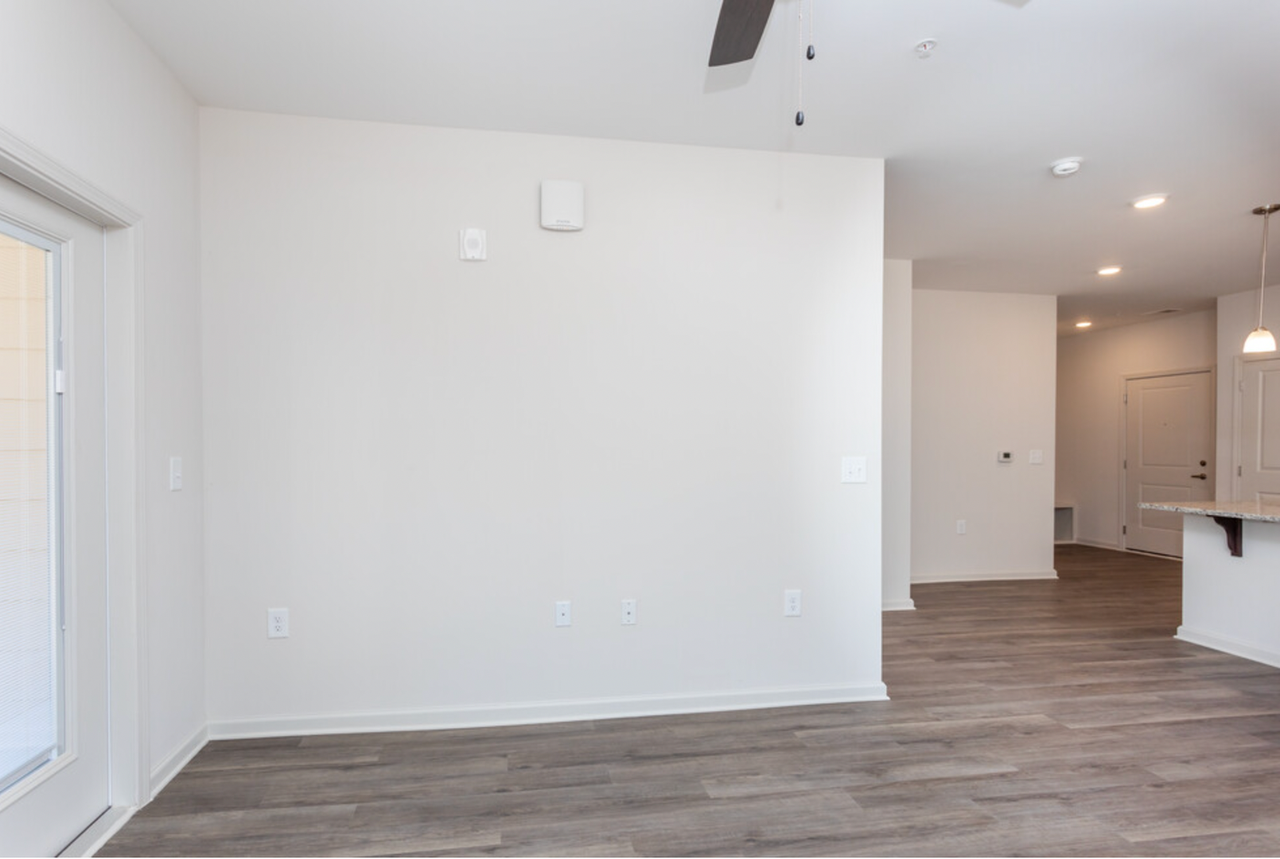 1585 E Cornelius Harnett Blvd - Photo 4 of 17