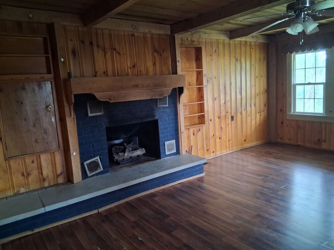 104 Moore St - Photo 6 of 17