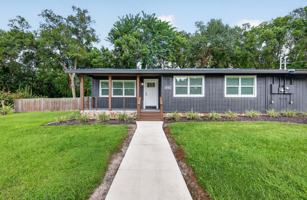 featured image of 25405 Colmar Ave