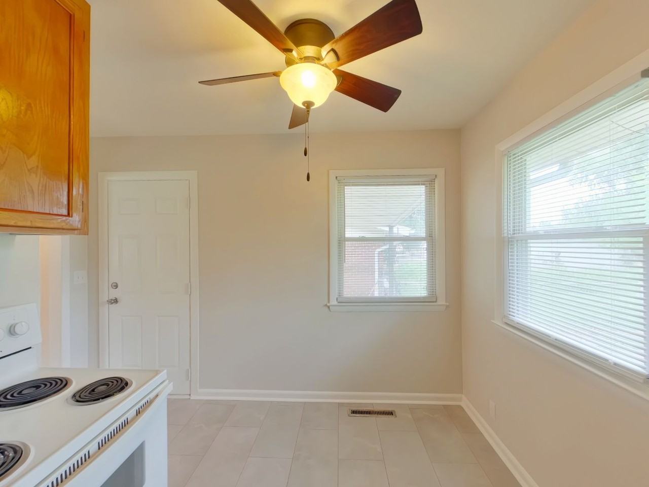 7602 E Gilbert St - Photo 6 of 13