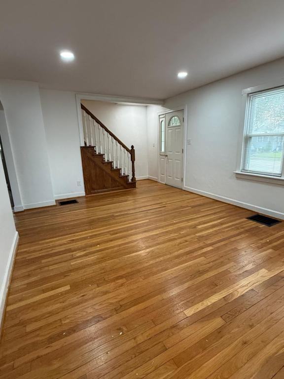 318 E Park Pl - Photo 7 of 37