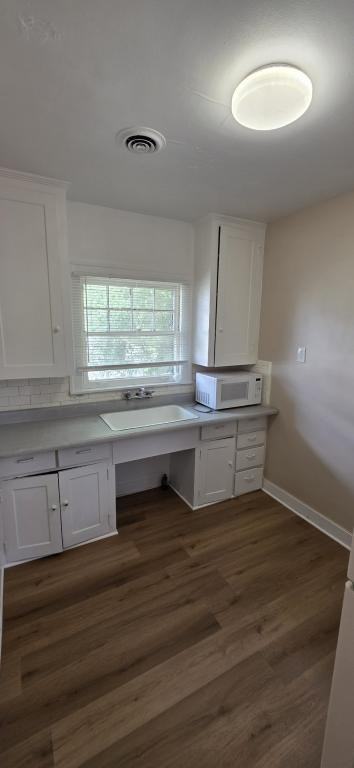 56 Waldo St - Photo 5 of 7