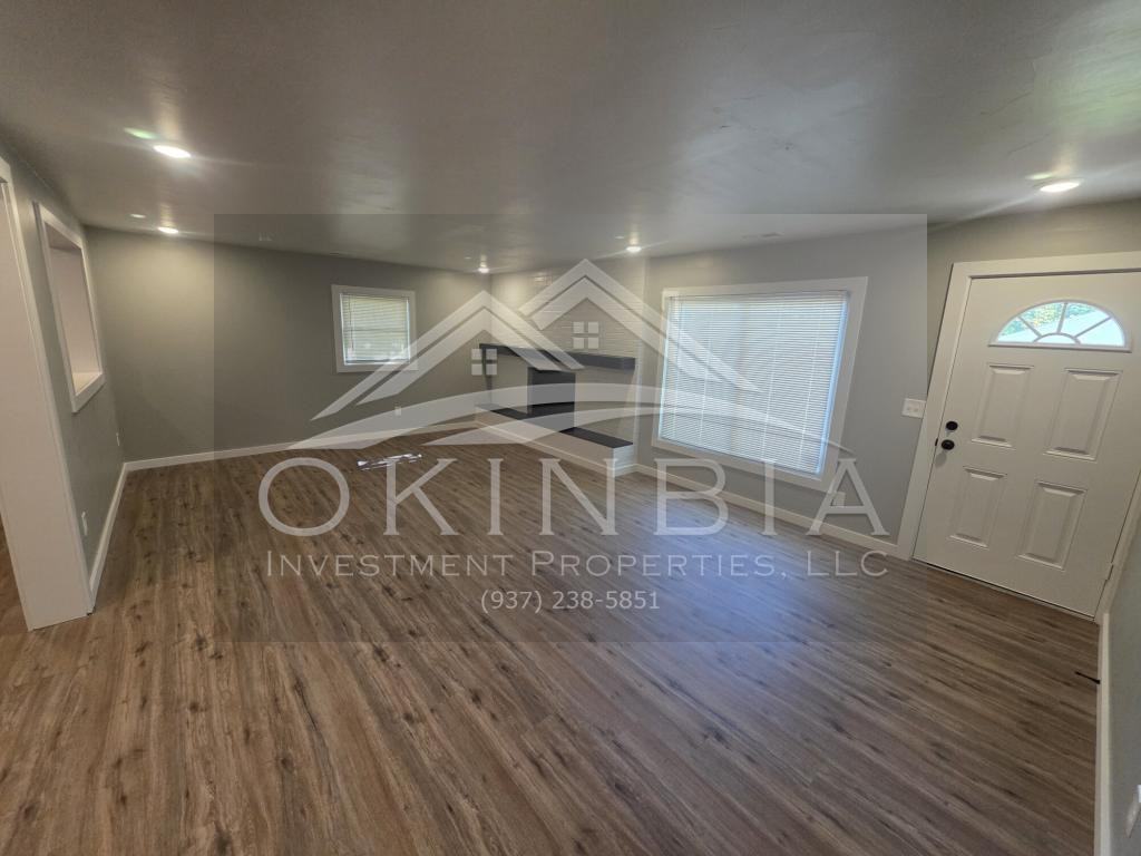 3692 Parkfield Pl - Photo 5 of 30
