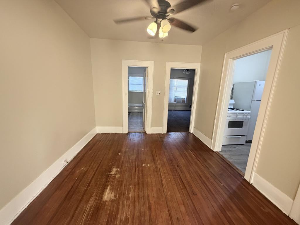 2409 Buchanan St - Photo 2 of 8