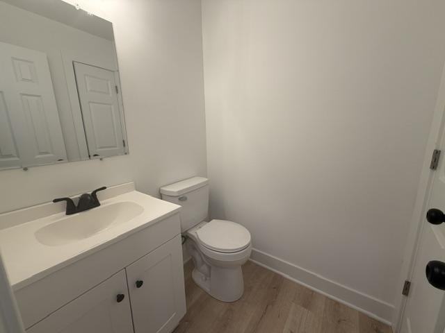 13716 S Amherst Ct - Photo 5 of 11