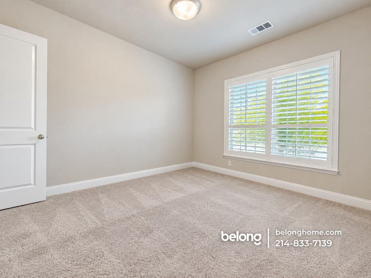 12746 Royal Oaks Ln - Photo 6 of 10