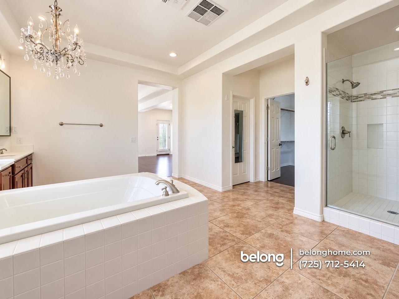 7417 Via Rimini St - Photo 6 of 24