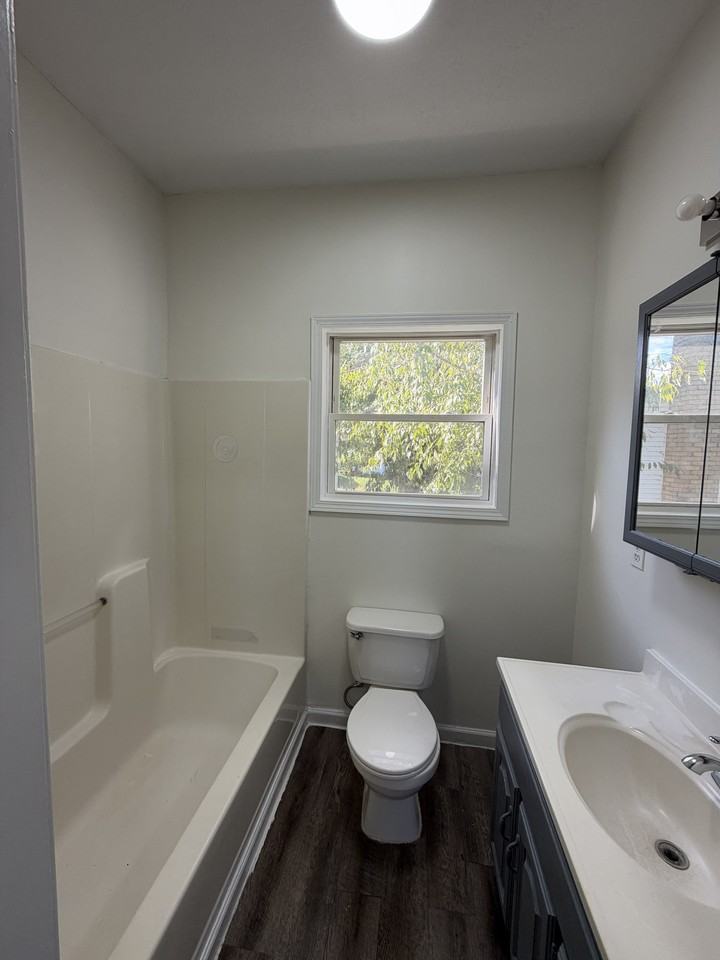 520 Morgantown St - Photo 6 of 20