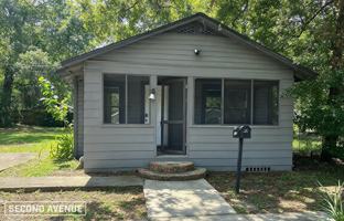 featured image of 1522 W 22nd St