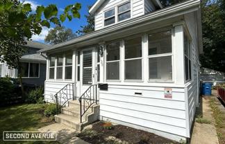 135 E Maple St - Photo 1 of 1