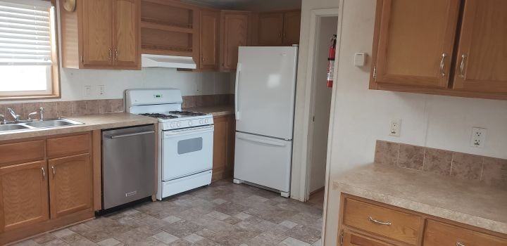 2622 Yankee St - Photo 3 of 7