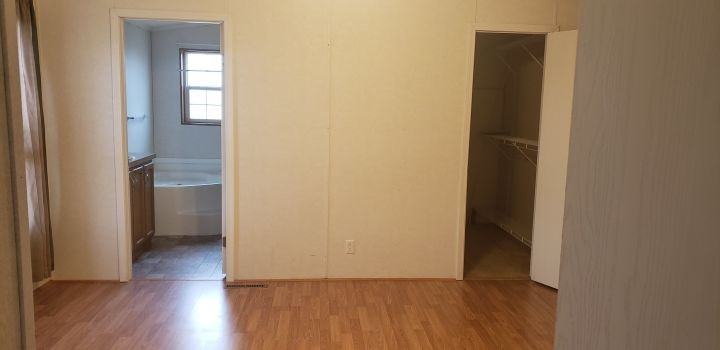 2622 Yankee St - Photo 4 of 7