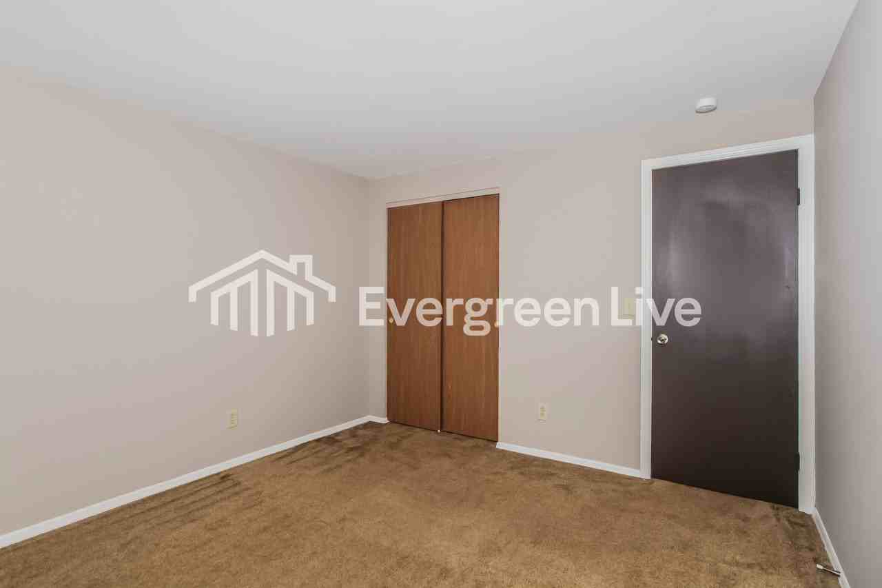 8308 Ponstone Pl - Photo 7 of 15