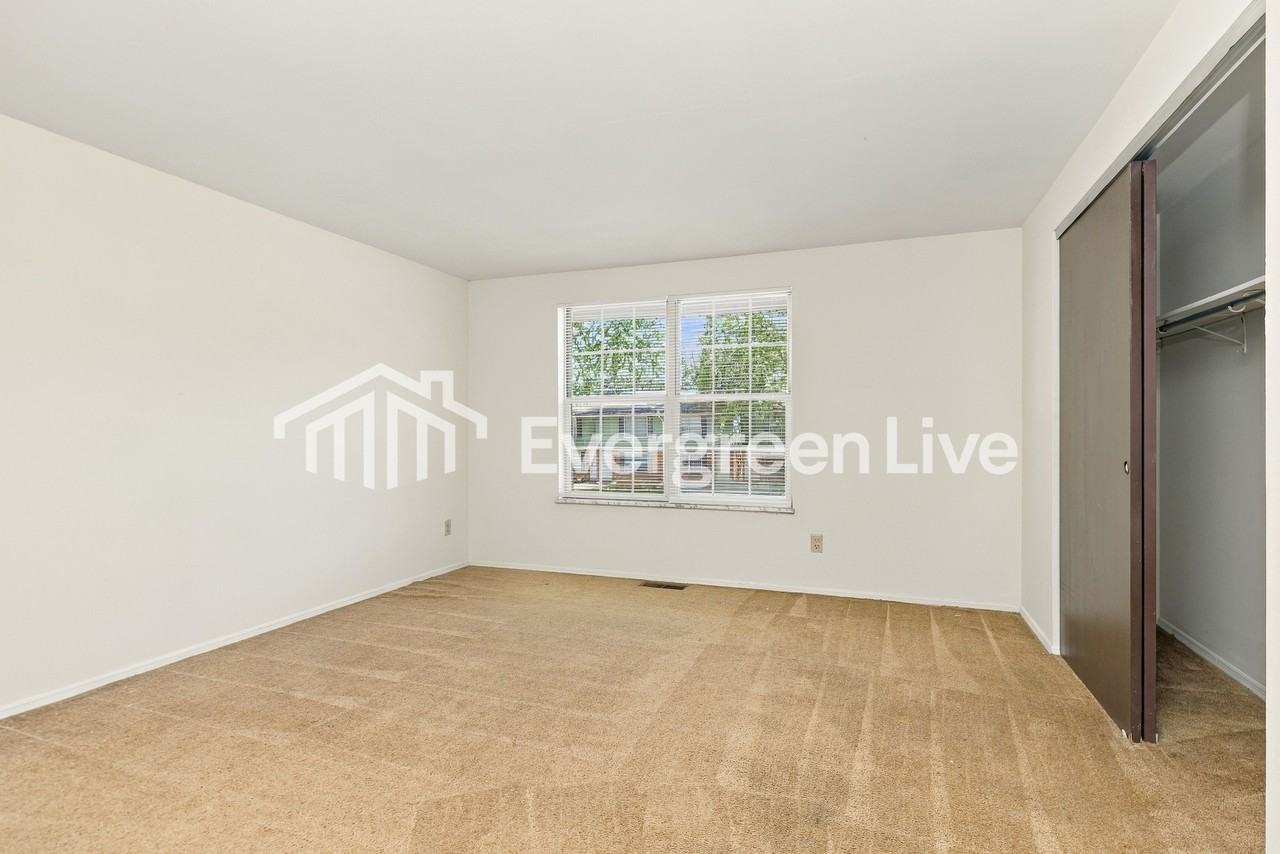 8285 Mount Carmel St - Photo 7 of 13