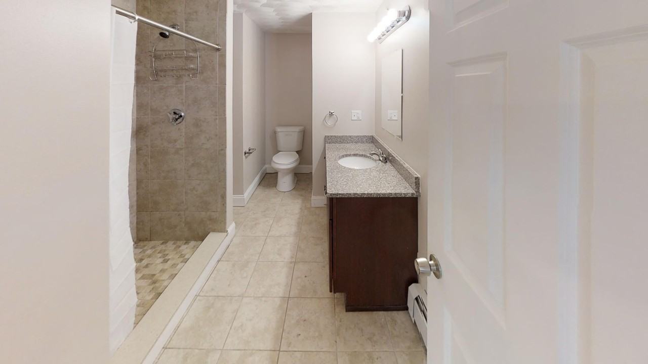 87 Pembroke Ave #87-2 - Photo 4 of 17