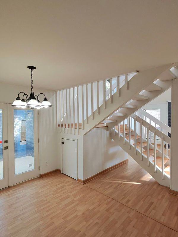 1123 Hemlock Dr - Photo 3 of 24