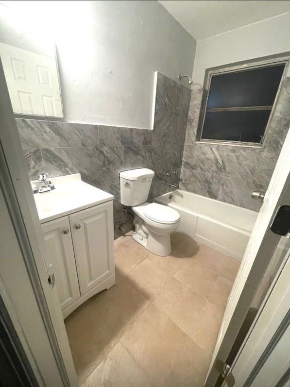 2301 Avenue S - Photo 7 of 8