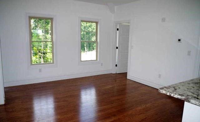 19 Dumont Ave - Photo 4 of 22