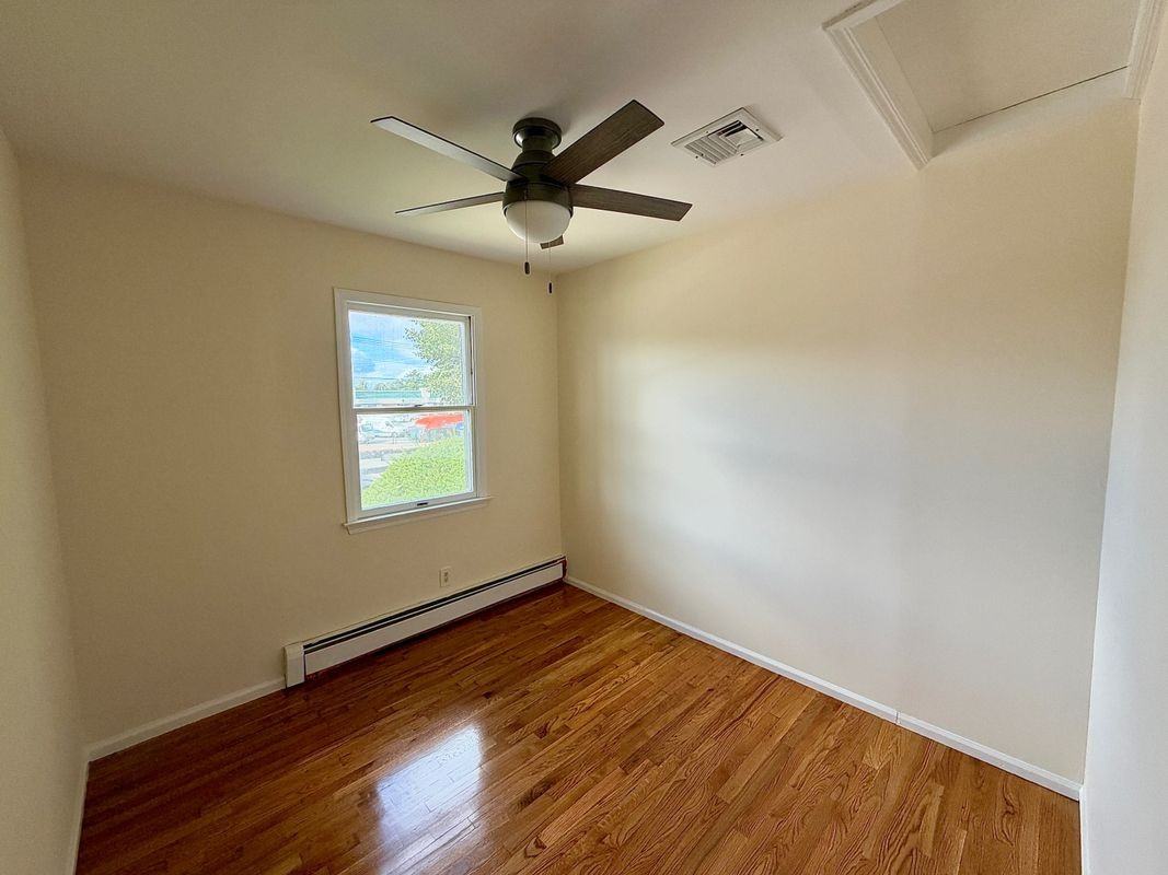 199 Newbridge Rd ##2 - Photo 7 of 23