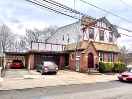 featured image of 182 Farnham Ave