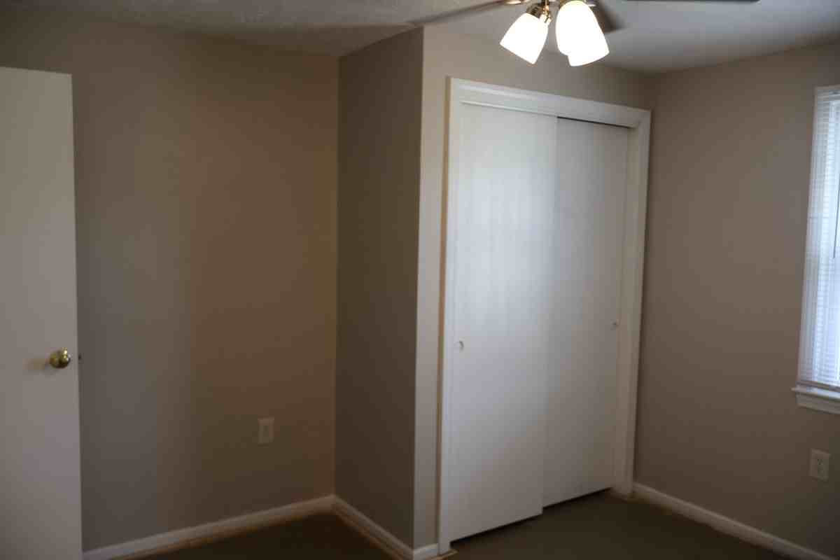 214 Putnam St ##4 - Photo 2 of 3