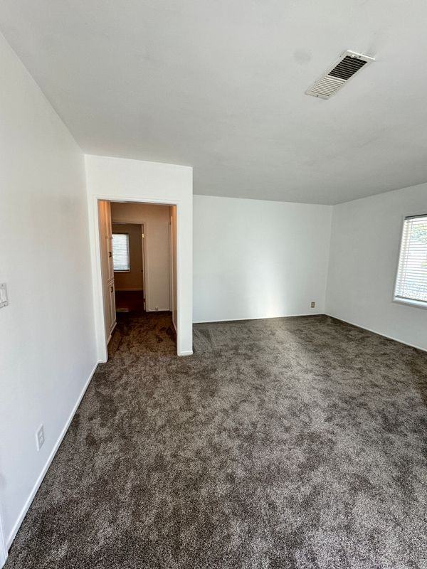 5728 E Oxholm St - Photo 2 of 3