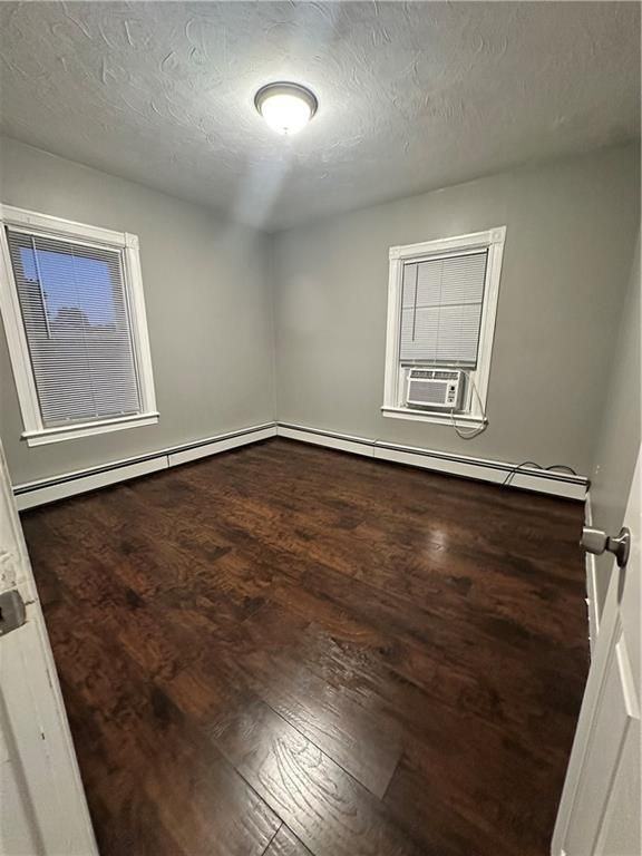 147 Warren Ave - Photo 7 of 16